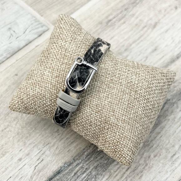 Stella & Dot KEEP Snake Print Single Leather Band - Picture 2 of 3